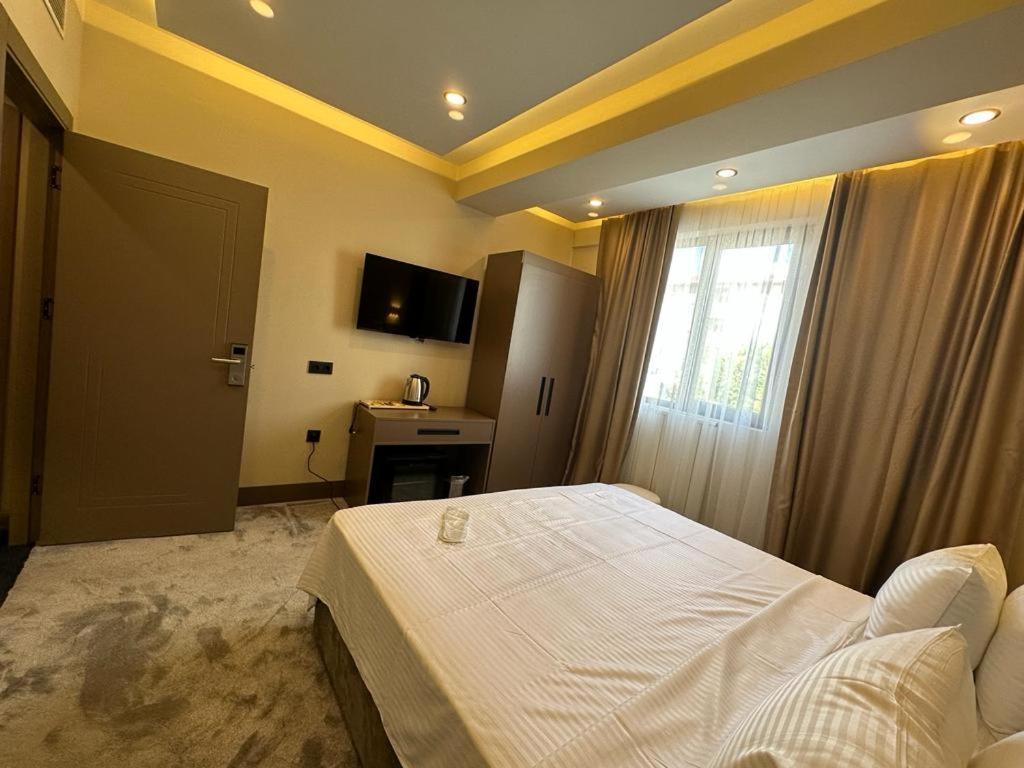 Istanblu Hotel Atasehir Istambul Exterior foto